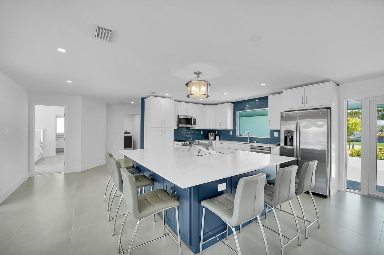 3431 Ne 26th Ave - Photo 6 of 50
