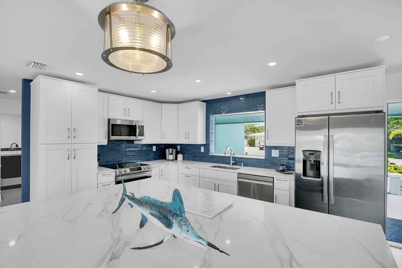 3431 Ne 26th Ave - Photo 7 of 50