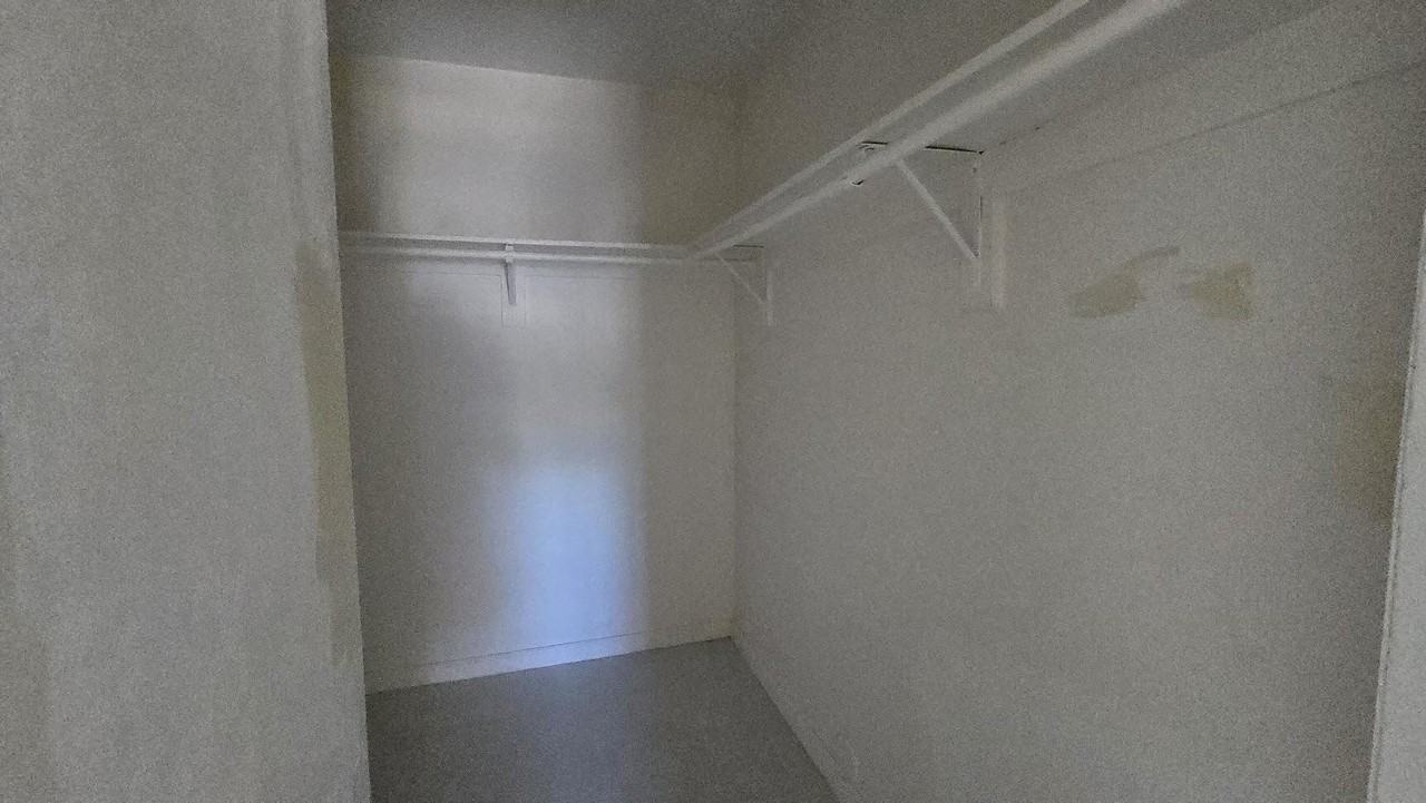 1290 Ne 142nd St #2 - Photo 7 of 10