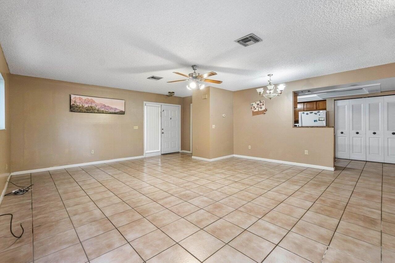 2780 Norfolk Pine Ct - Photo 6 of 28