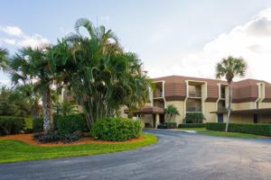 featured image of 5188 Woodland Lakes Dr #335