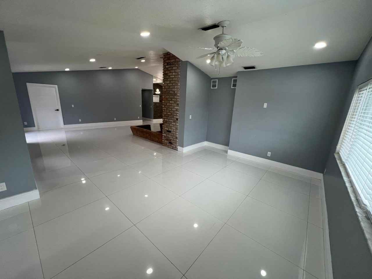 7099 Nw 48th Ct - Photo 7 of 26