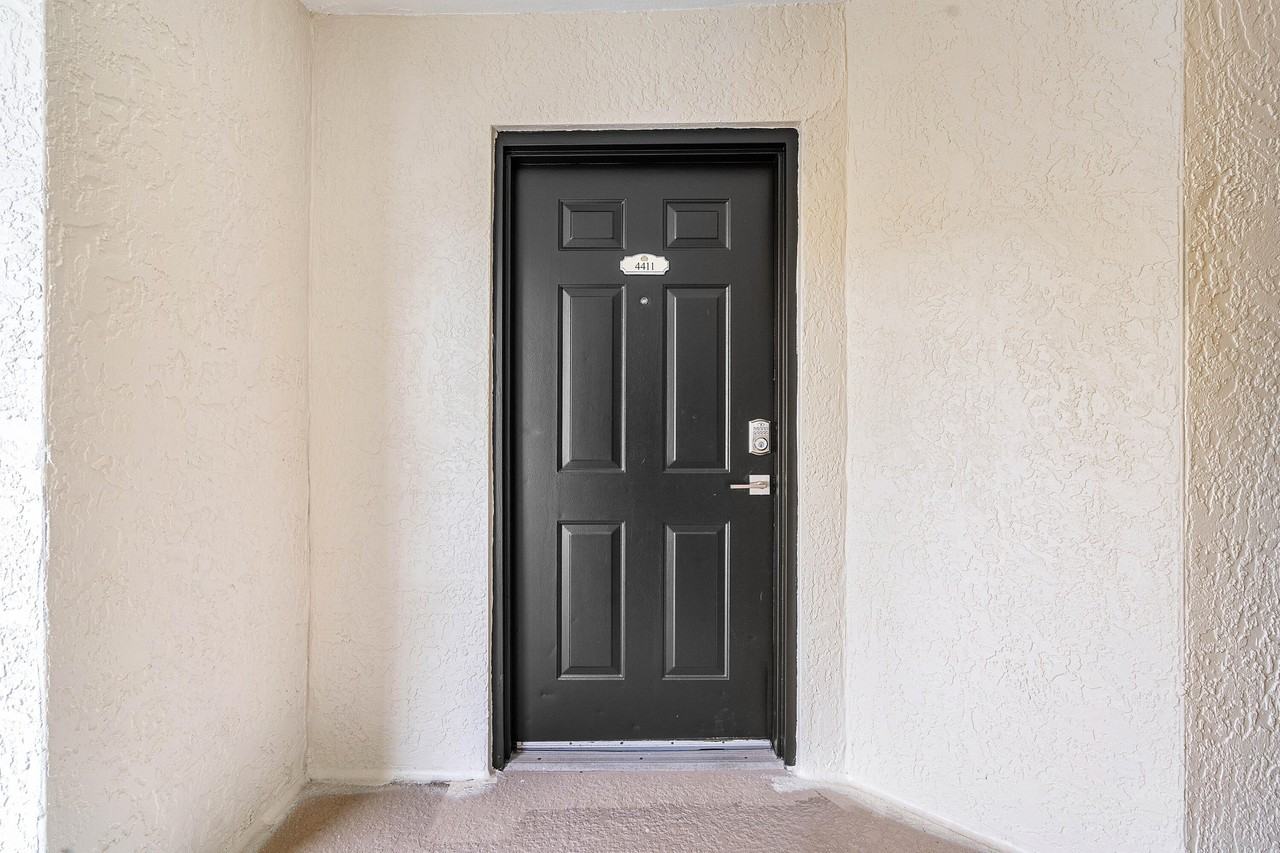 4411 Tuscany Way #4411 - Photo 2 of 50