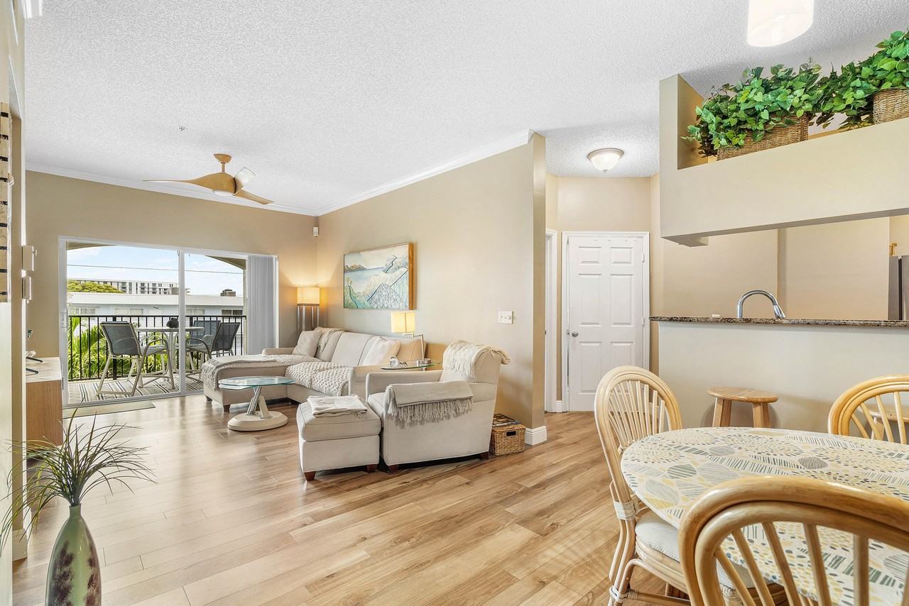 4411 Tuscany Way #4411 - Photo 3 of 50