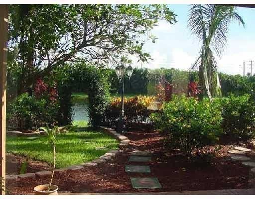 9067 Long Lake Palm Dr - Photo 3 of 16