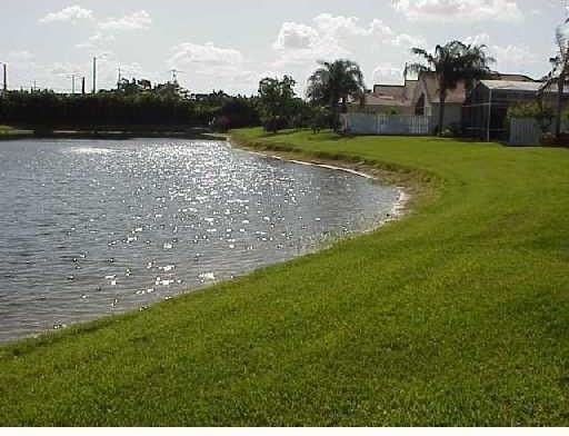 9067 Long Lake Palm Dr - Photo 4 of 16
