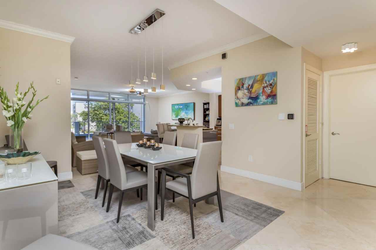 701 Se 21st Ave #204 - Photo 5 of 39