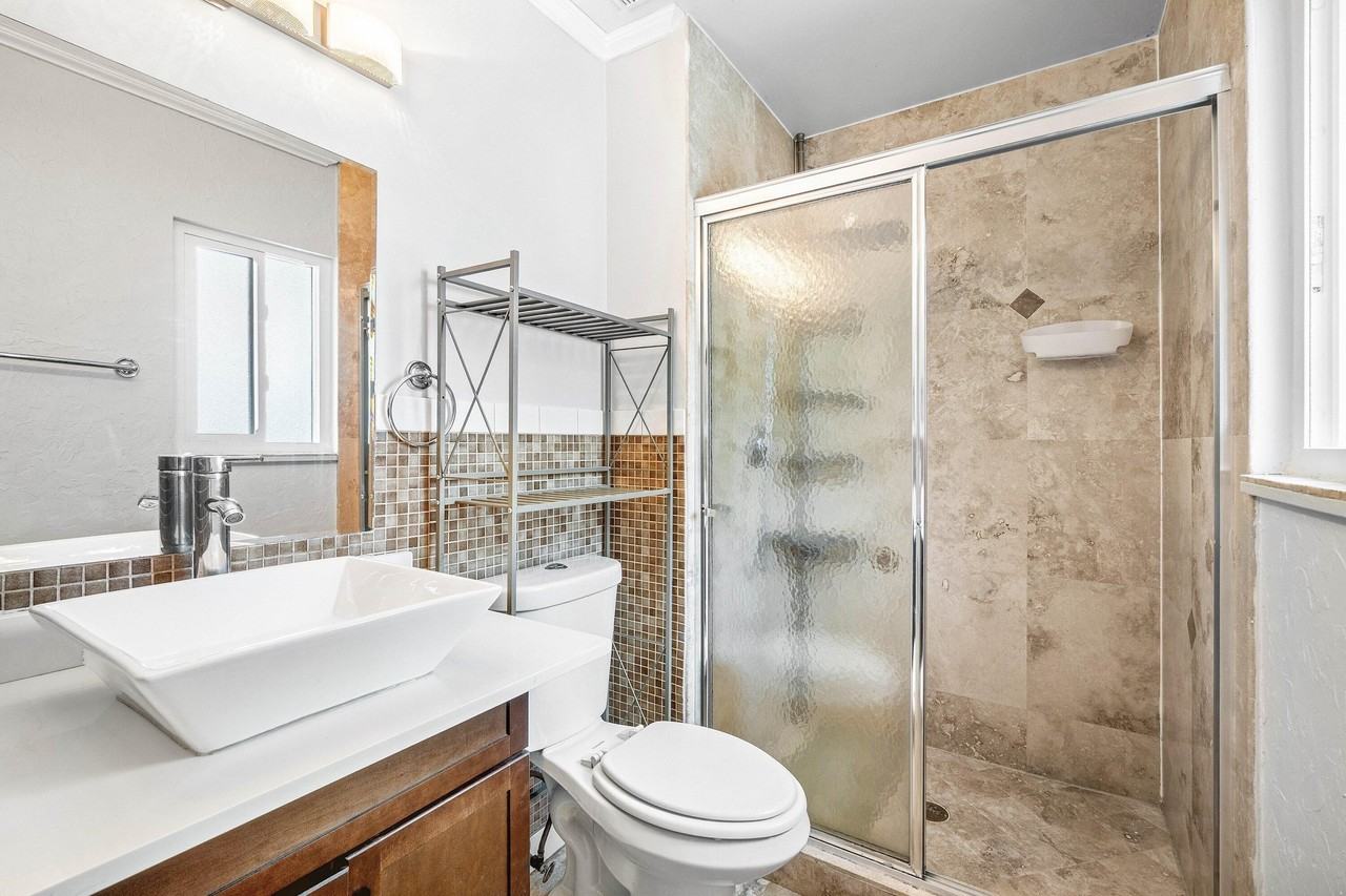 8411 Garden Gate Pl - Photo 6 of 12
