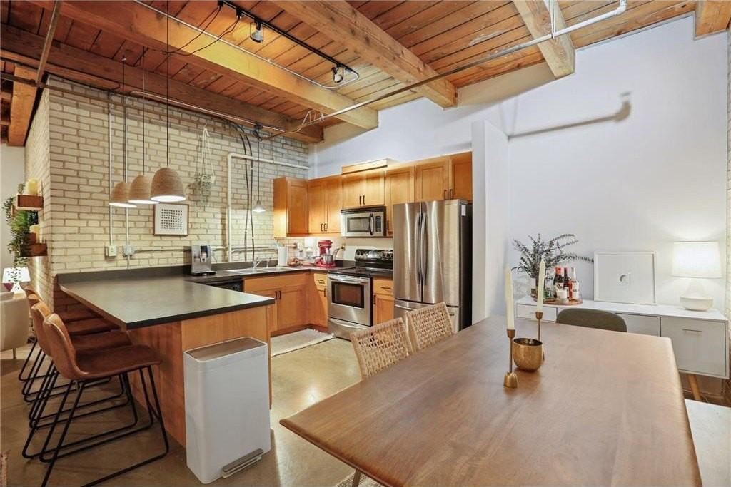 127 5th St Ne #G04 - Photo 5 of 30
