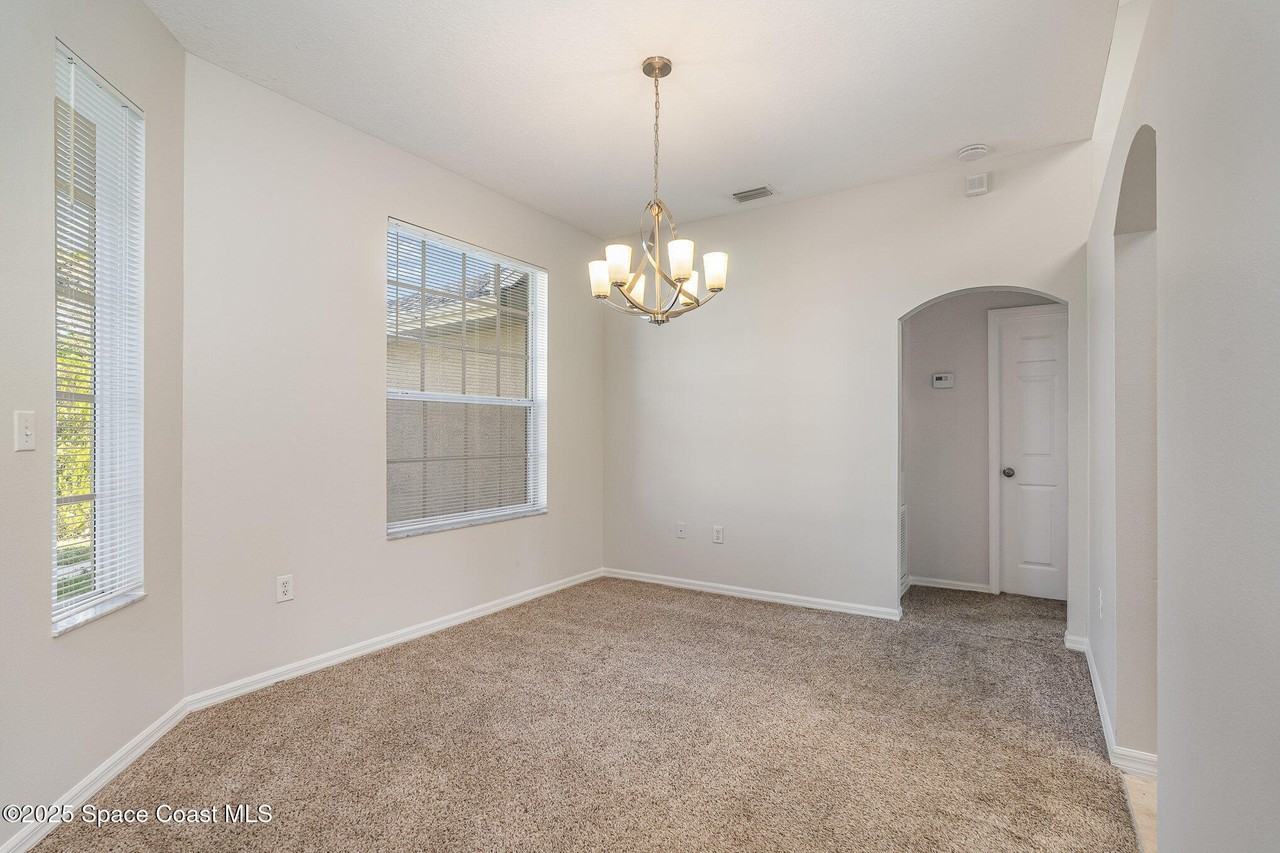 1198 Kenmore St Nw - Photo 7 of 27