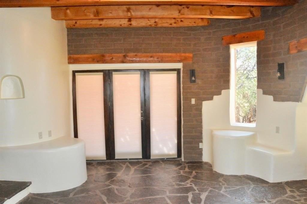 388 Calle Loma Norte - Photo 5 of 21