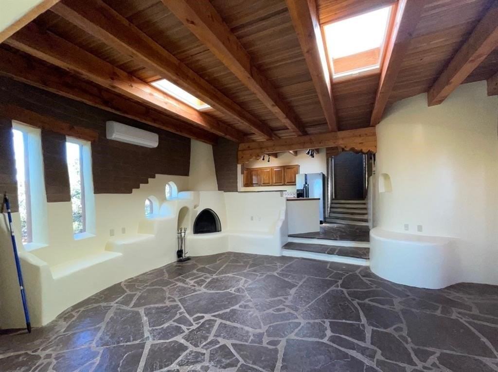 388 Calle Loma Norte - Photo 6 of 21