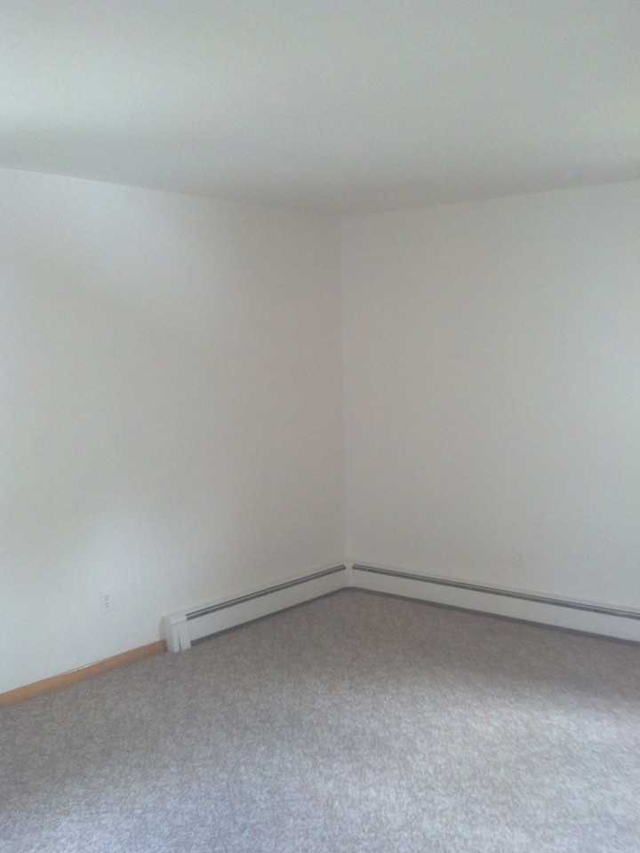 366 Wilson Ave #2 - Photo 5 of 6