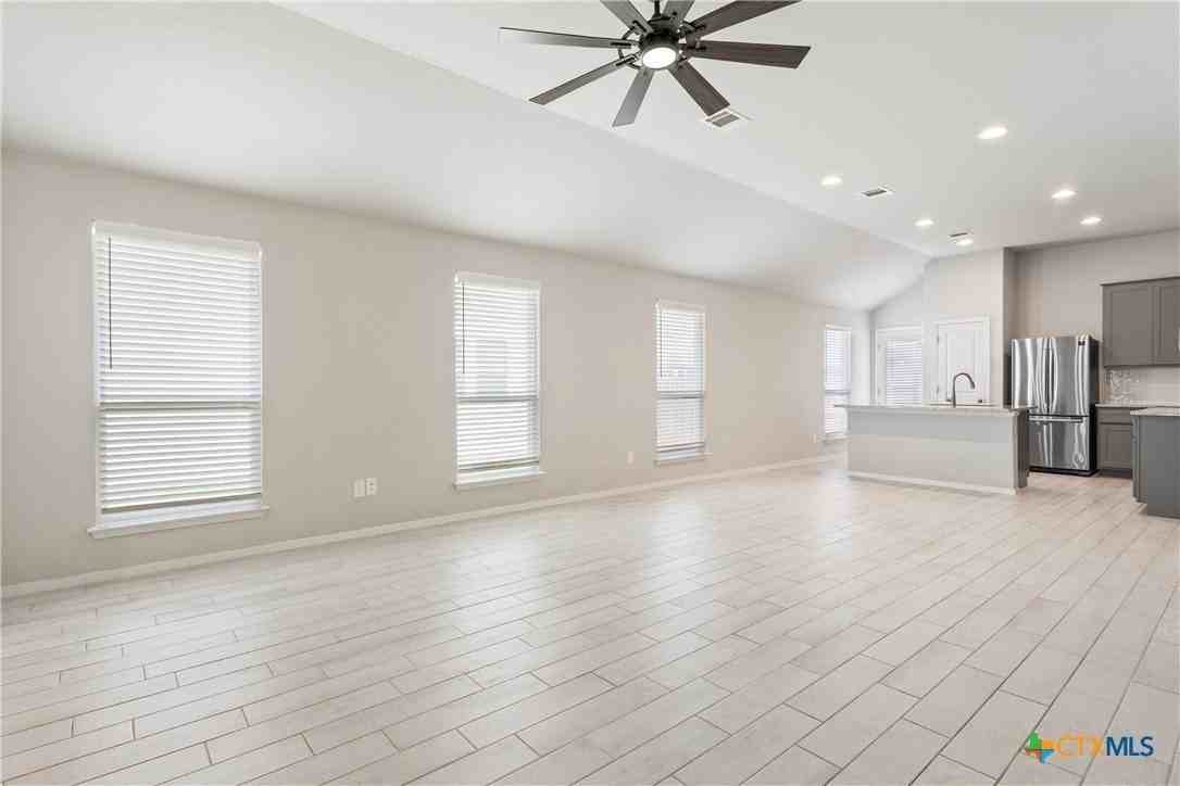 335 Black Opal Dr - Photo 4 of 15