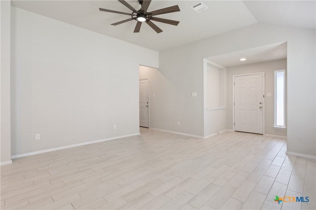 335 Black Opal Dr - Photo 6 of 15