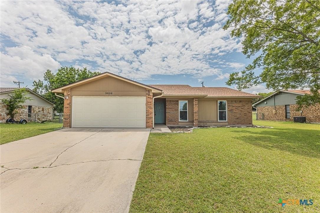 3006 Belmont Dr - Photo 2 of 43