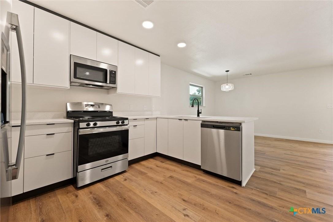 317 Mill St #101 - Photo 3 of 16