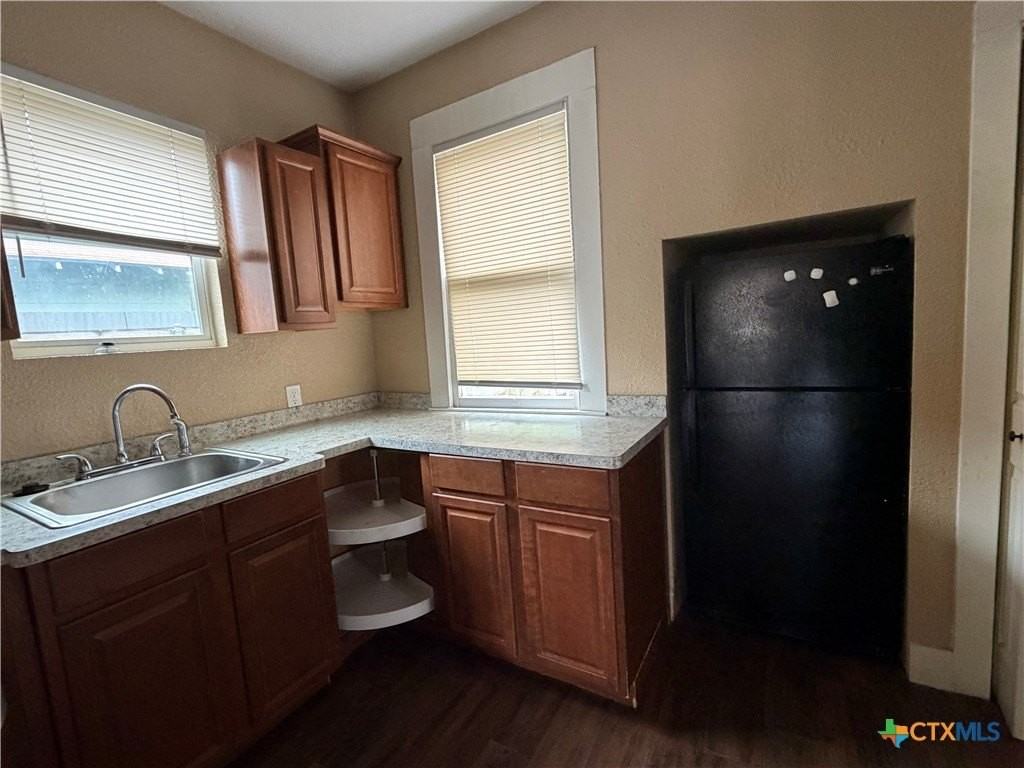 408 E North St #2 - Photo 2 of 7