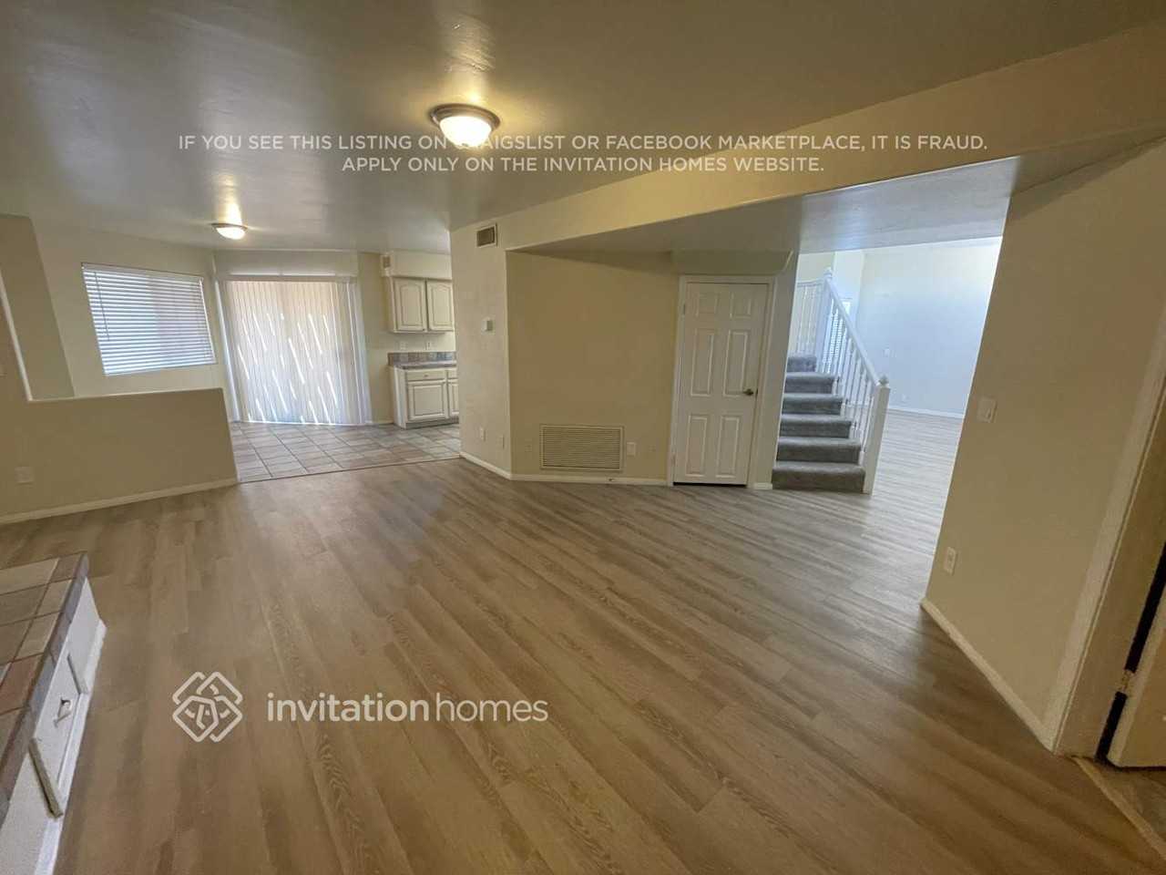 2017 E Marquette Dr - Photo 6 of 23