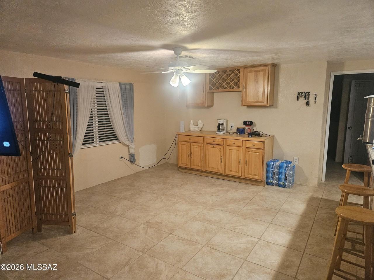 10261 N Volk Ave #1 - Photo 2 of 16