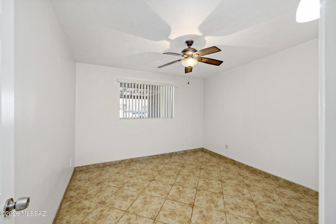 3362 E Fort Lowell Rd - Photo 5 of 19