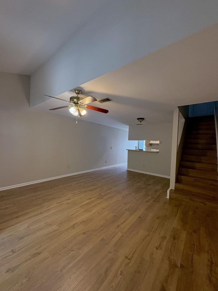 2189 Timberwood Cir N - Photo 2 of 11