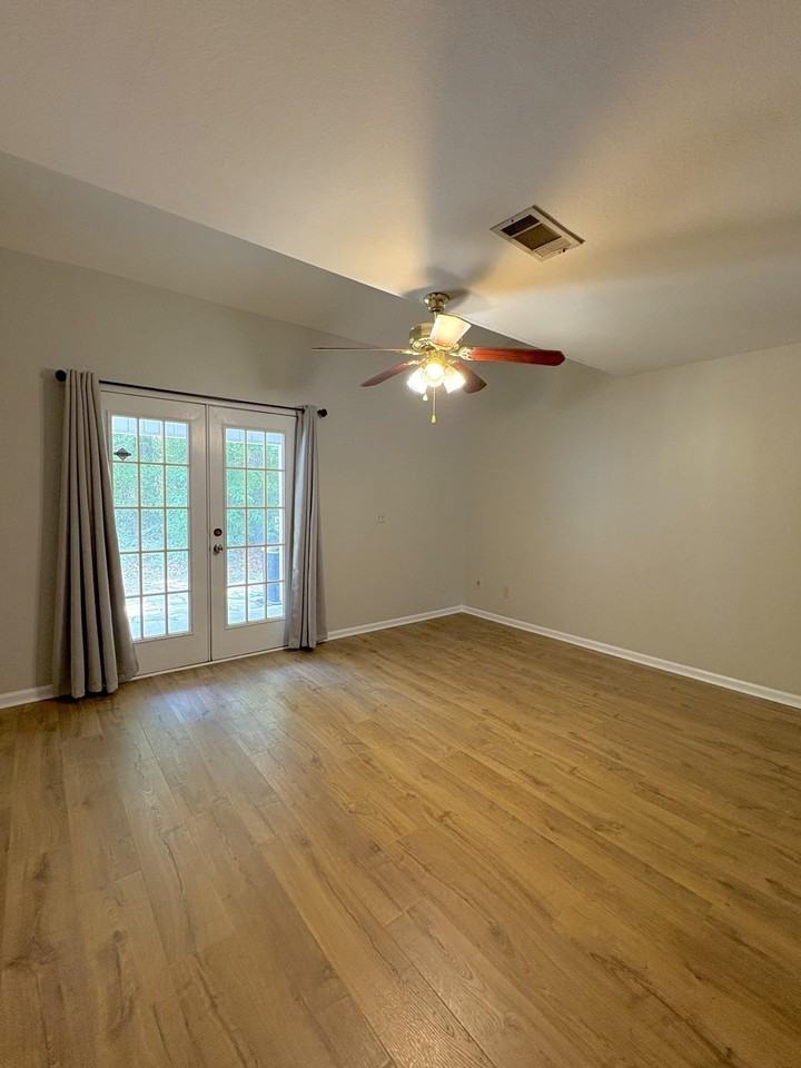 2189 Timberwood Cir N - Photo 3 of 11