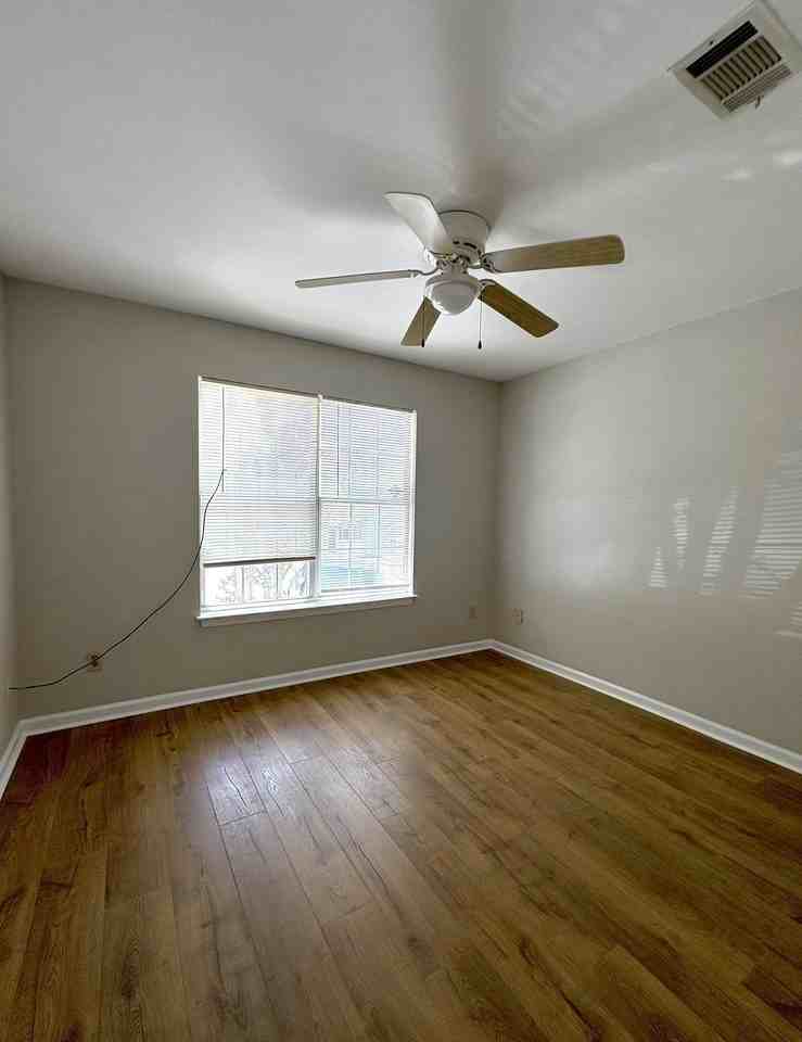 2189 Timberwood Cir N - Photo 7 of 11