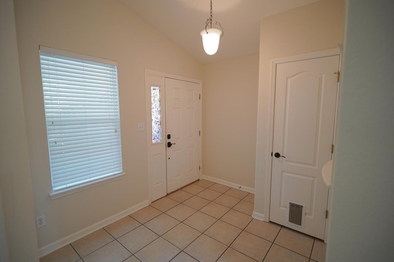 9329 Tuscany Dr - Photo 4 of 35