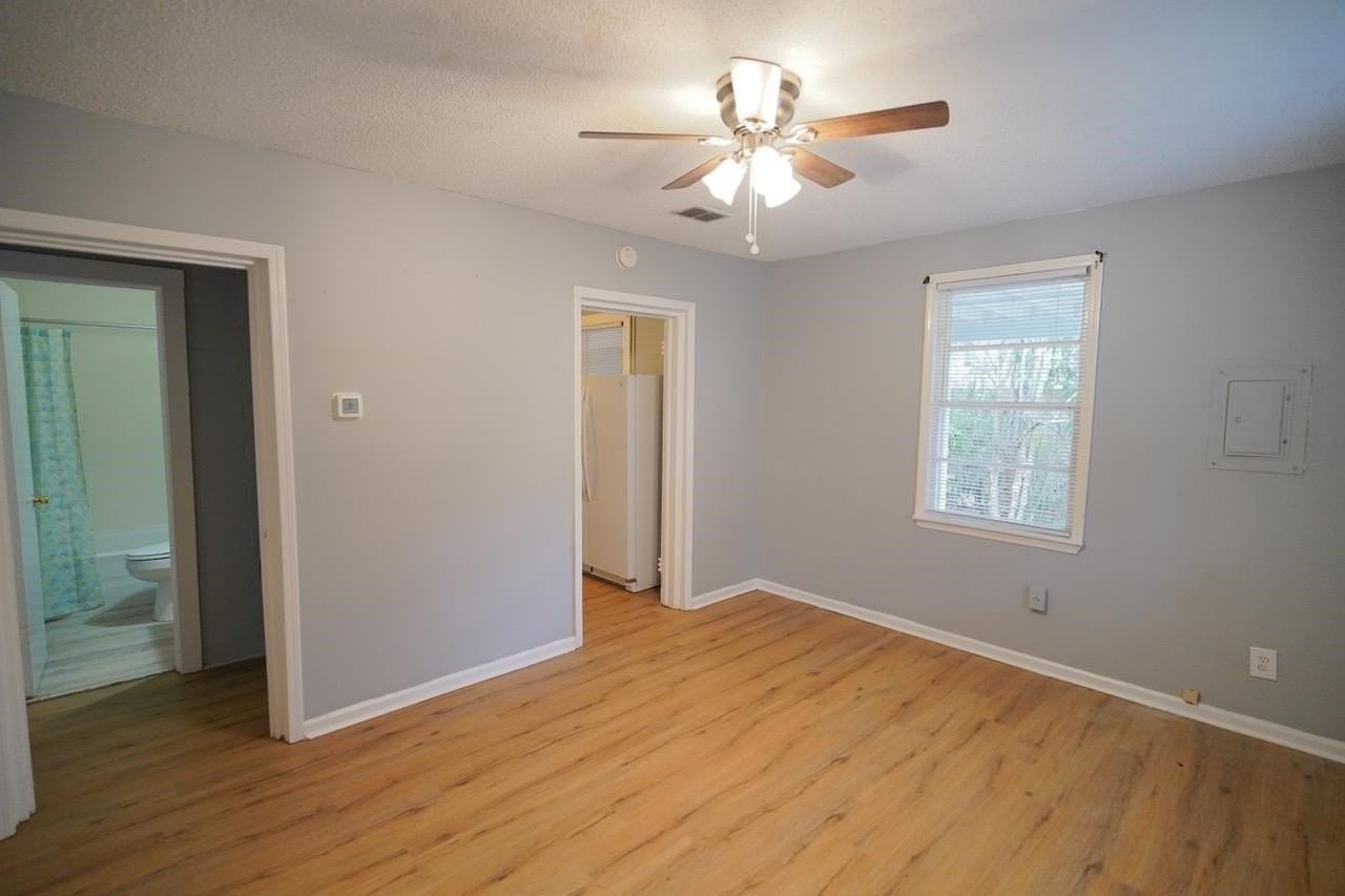 1308 Coleman St - Photo 4 of 22