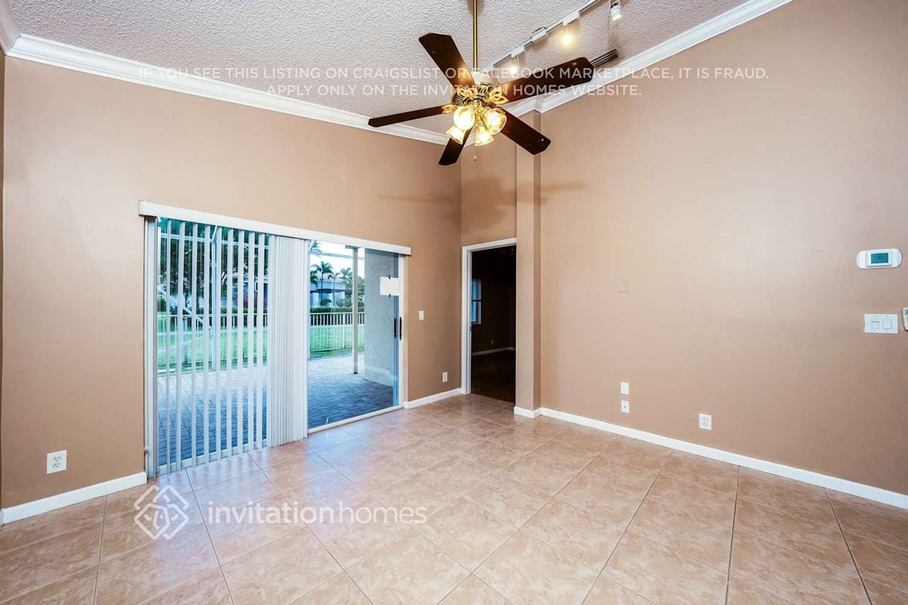 5785 Raceway Rd - Photo 3 of 18