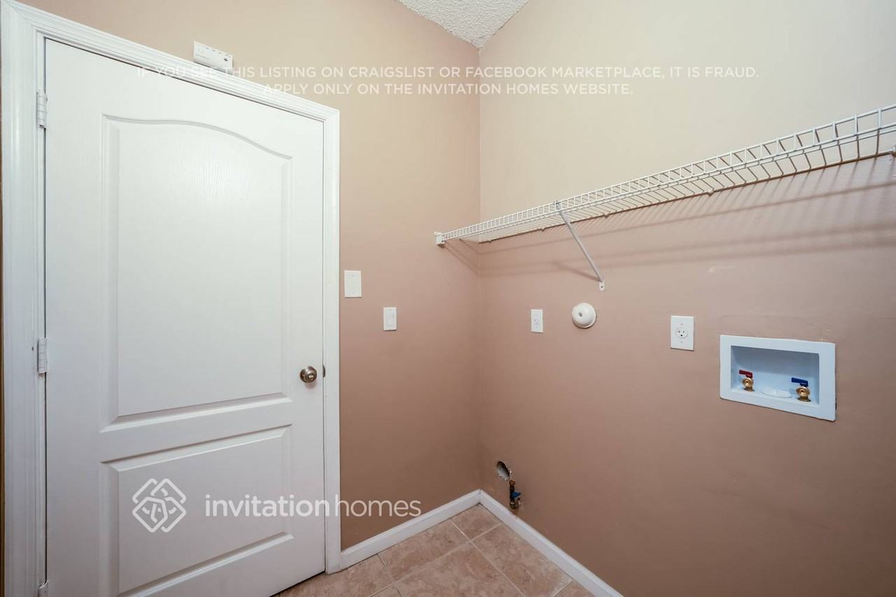 5785 Raceway Rd - Photo 7 of 18