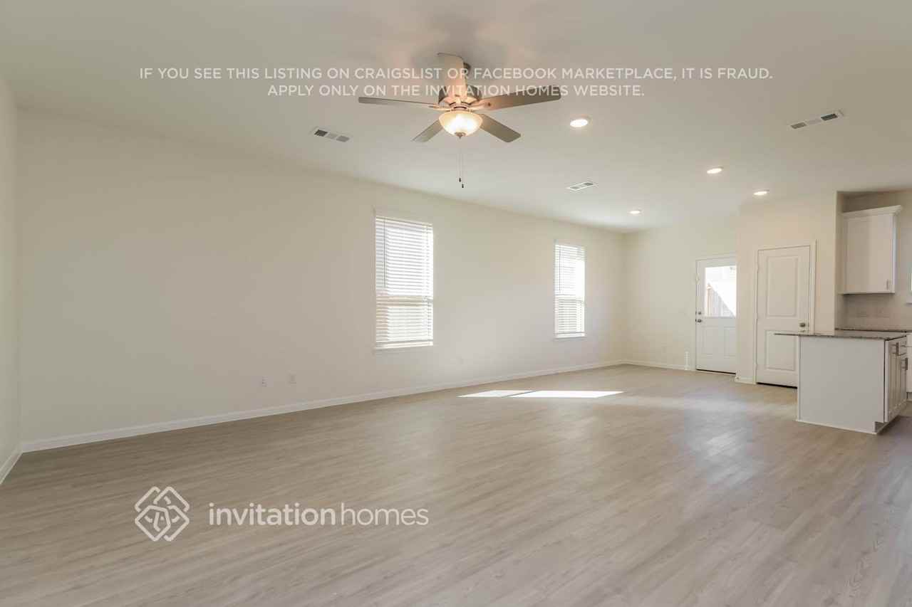 13414 Maltessa Dr - Photo 4 of 16