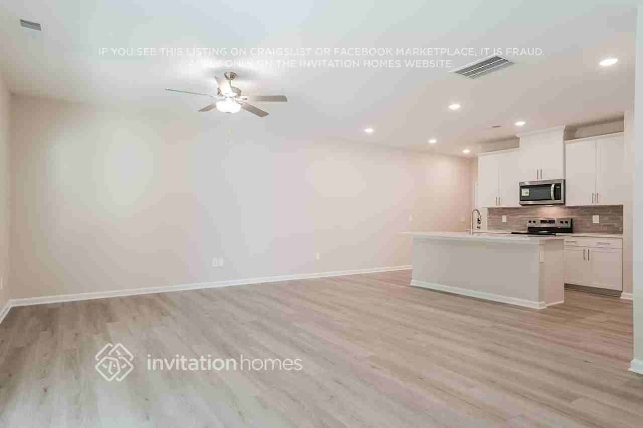 1179 Greenville Way - Photo 6 of 17