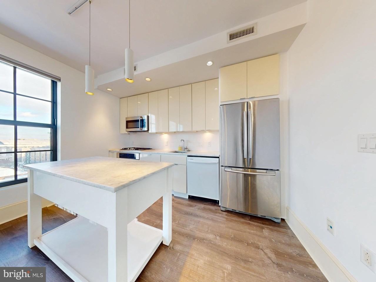 1011 M St Nw #804 - Photo 3 of 23