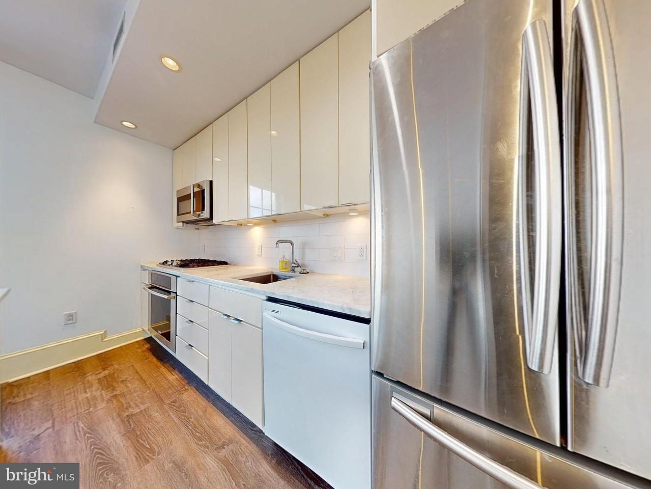 1011 M St Nw #804 - Photo 4 of 23