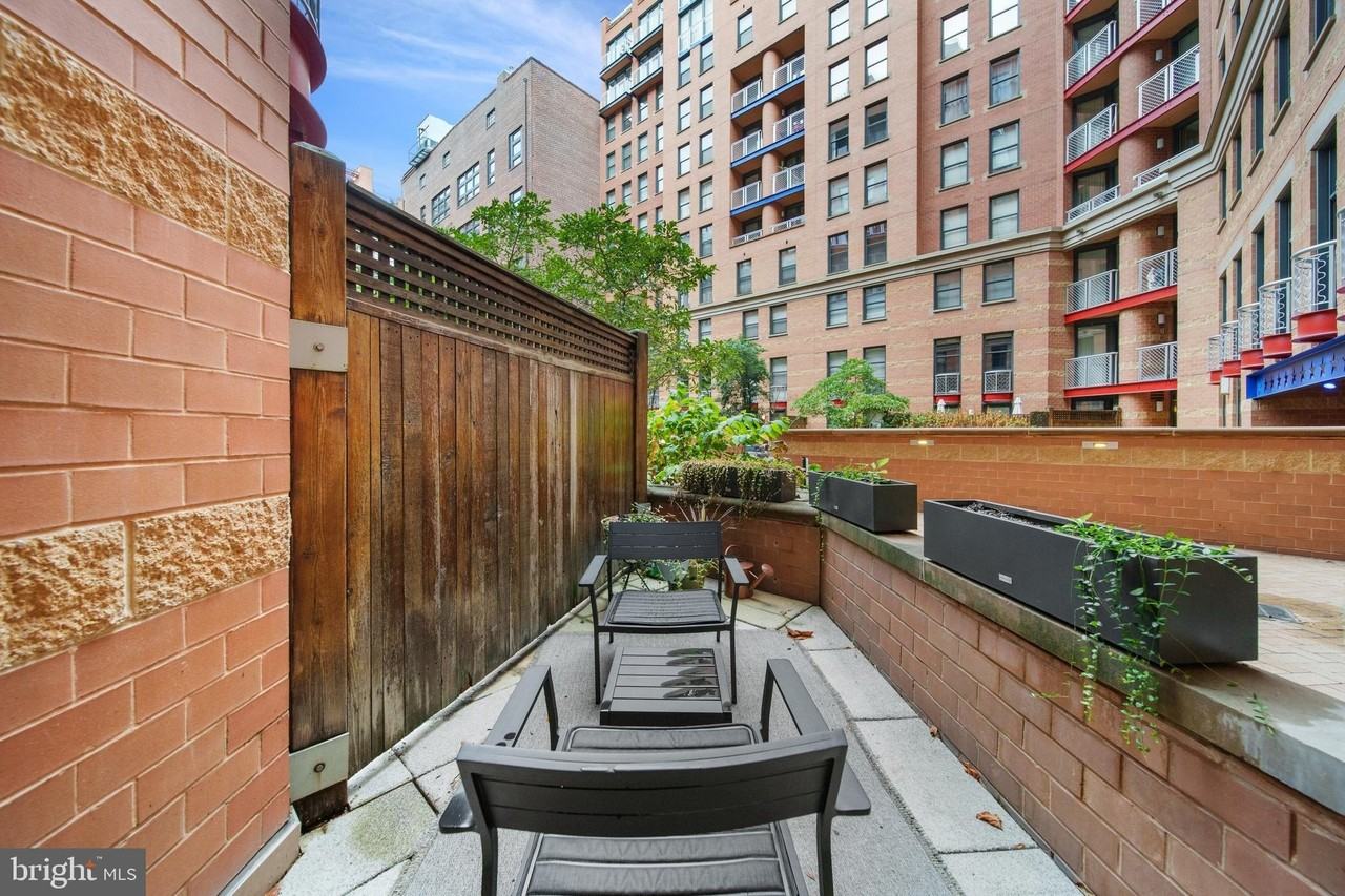 616 E St Nw #256 - Photo 7 of 50