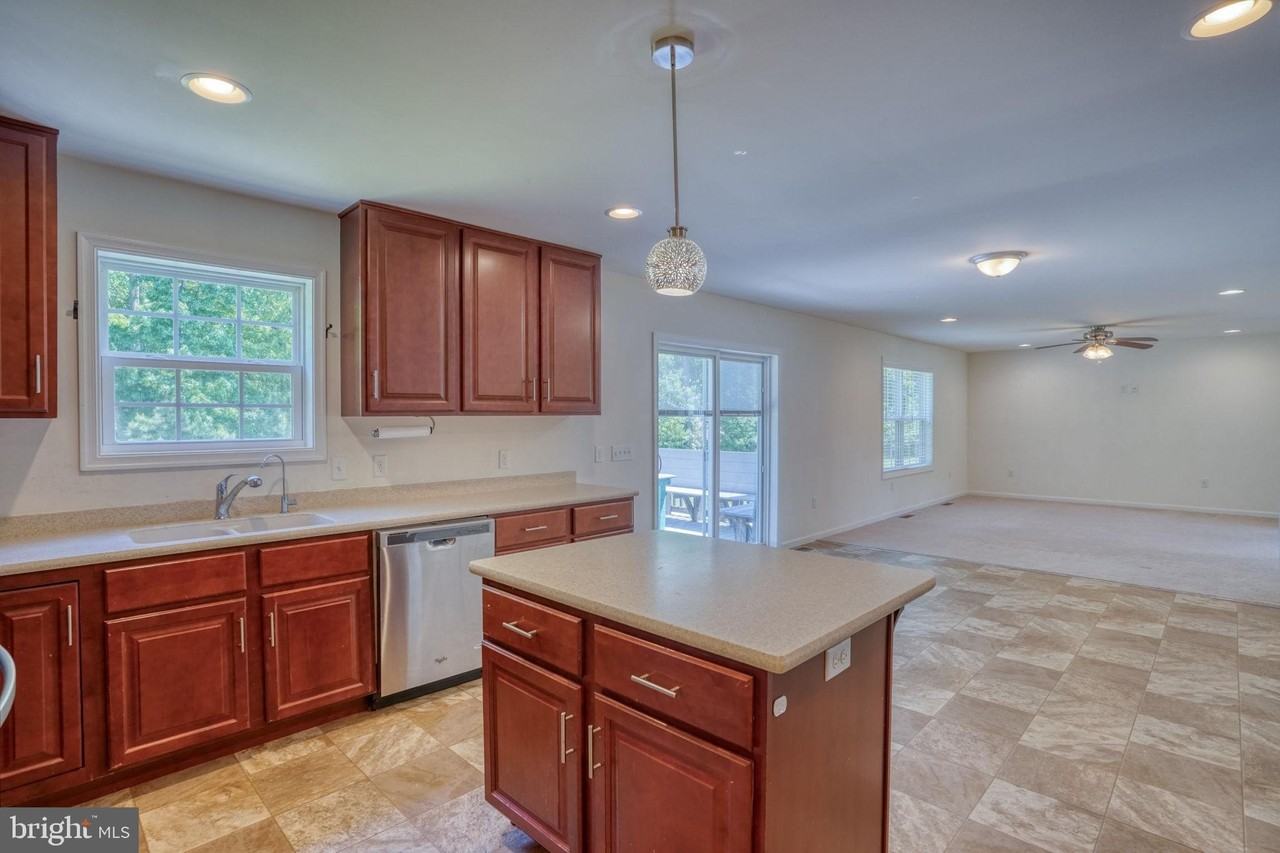 107 Hunters Ridge Way - Photo 5 of 41