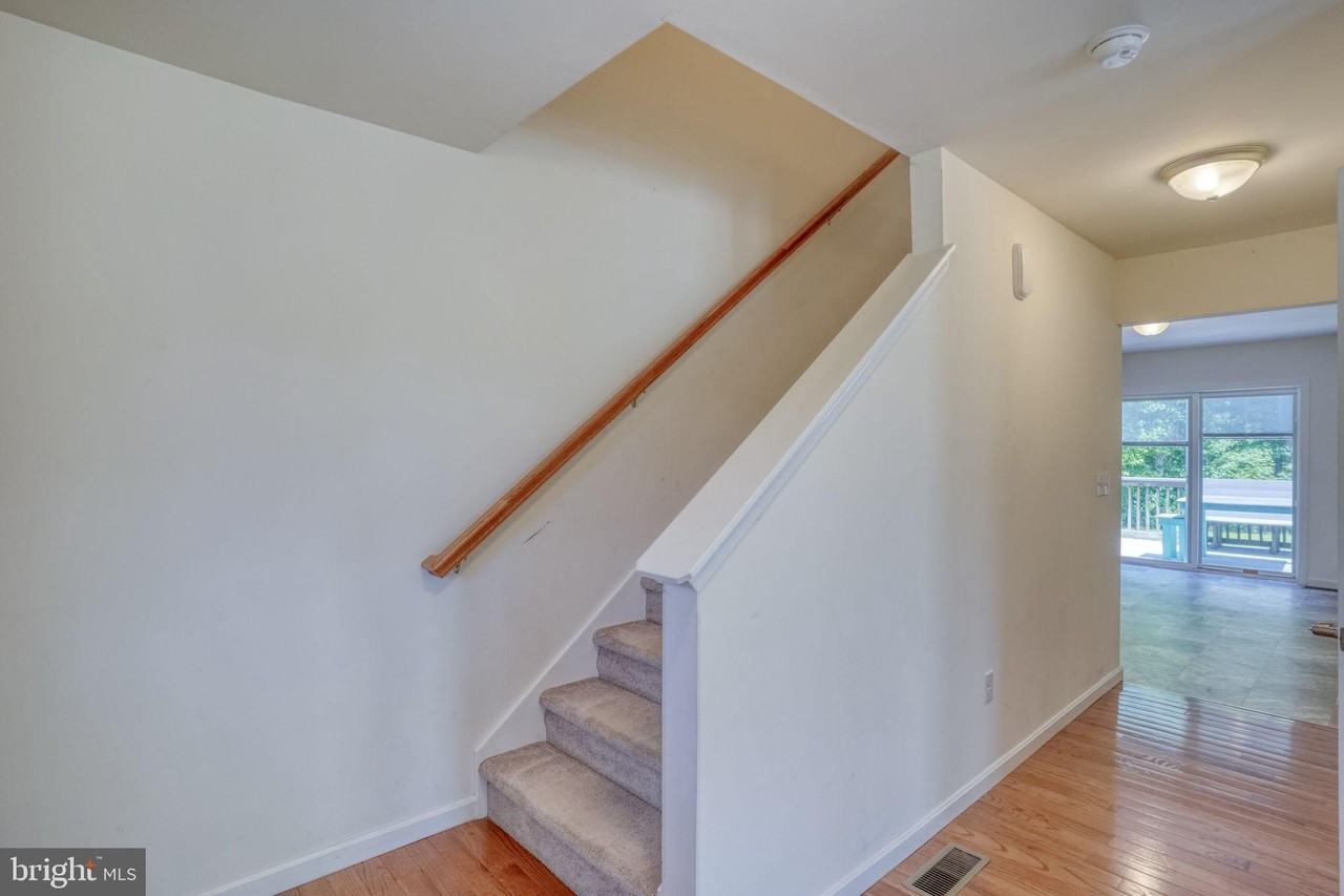 107 Hunters Ridge Way - Photo 7 of 41