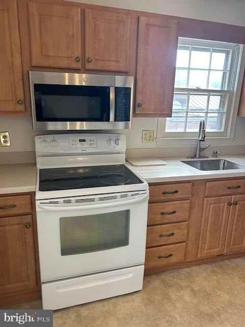 500 Delaware St #7 - Photo 3 of 7