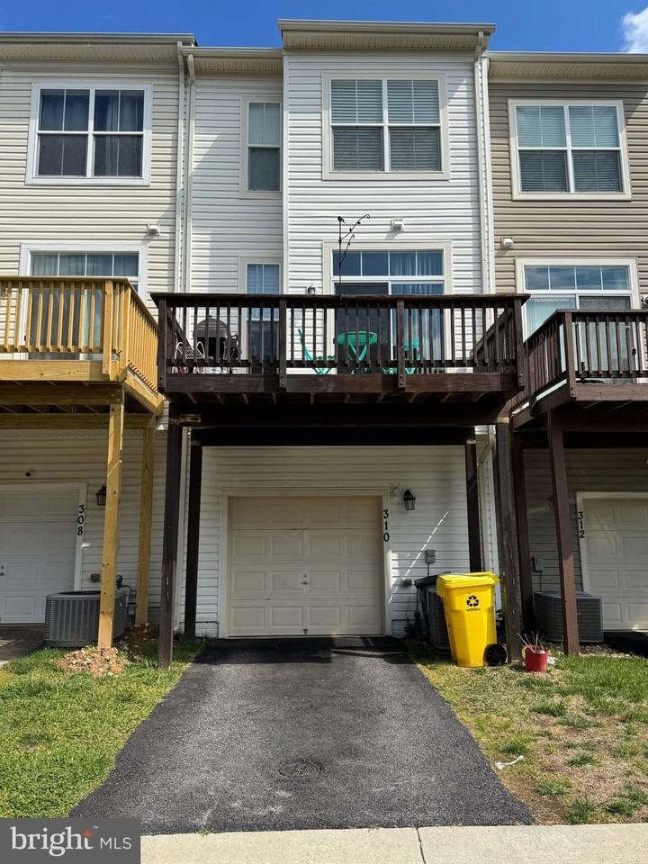 310 White Oak Way - Photo 3 of 13