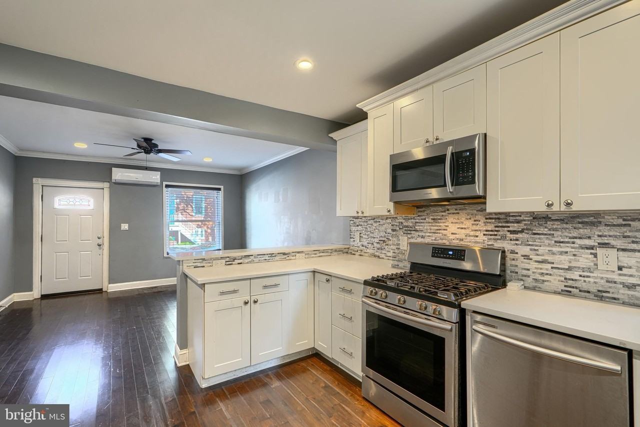 1106 Battery Ave - Photo 7 of 36