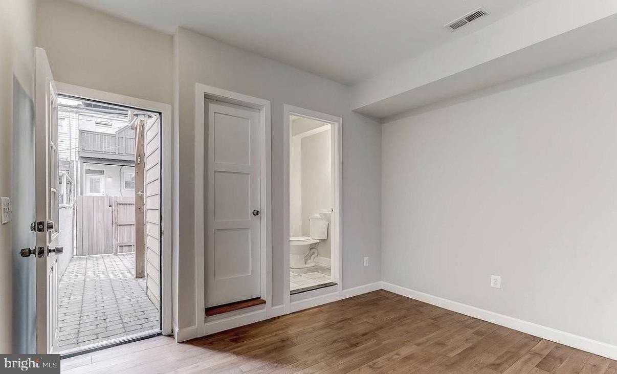 3 N Linwood Ave - Photo 5 of 17