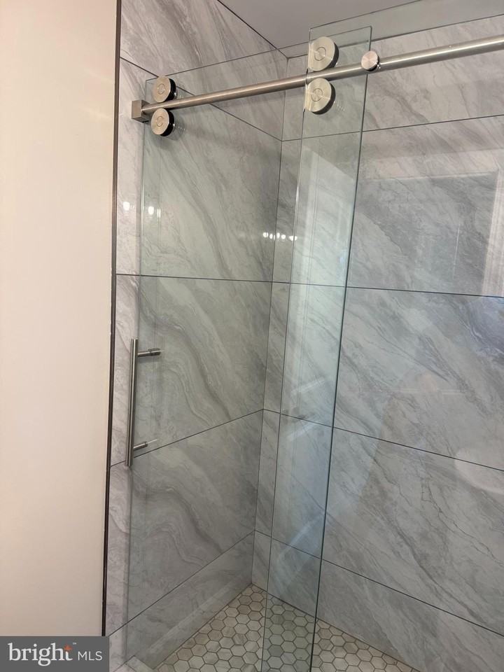 15 Ballyhaunis Ct - Photo 5 of 7