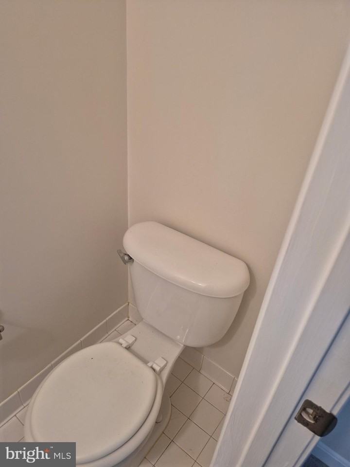 2102 Racquet Pl - Photo 3 of 25