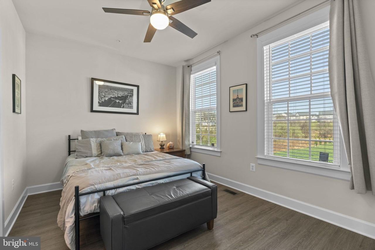 8417 Bald Eagle Ct - Photo 4 of 34