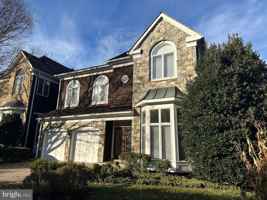 featured image of 5509 Thornbush Ct
