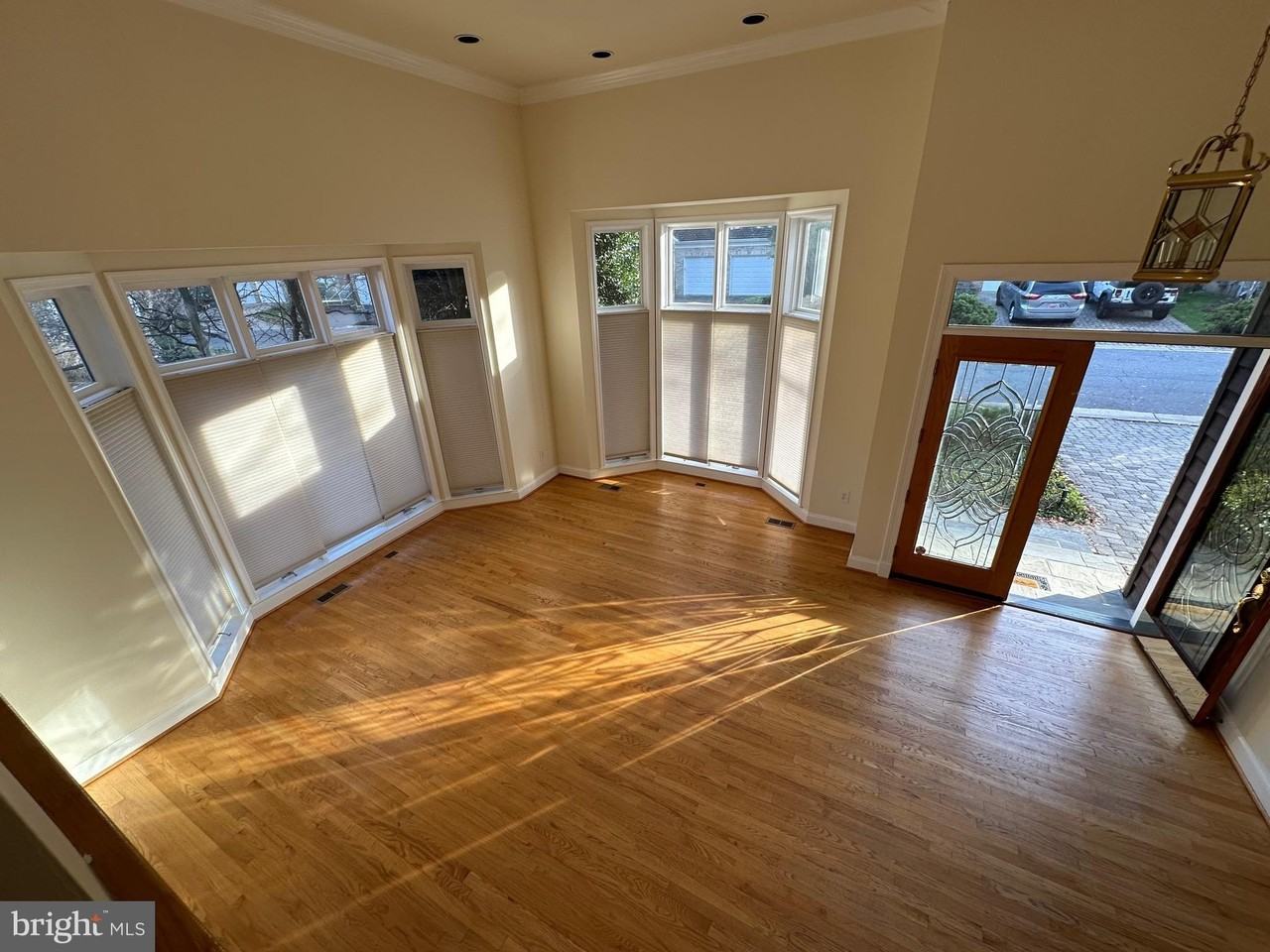 5509 Thornbush Ct - Photo 6 of 31