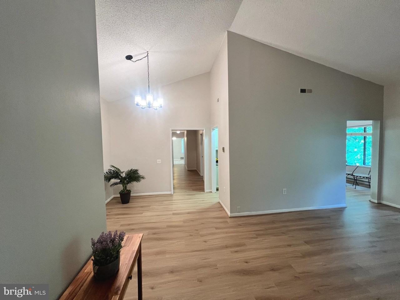 15300 Pine Orchard Dr #85-3K - Photo 3 of 21