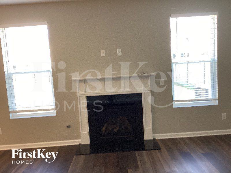3332 Almar Knot Dr - Photo 2 of 10